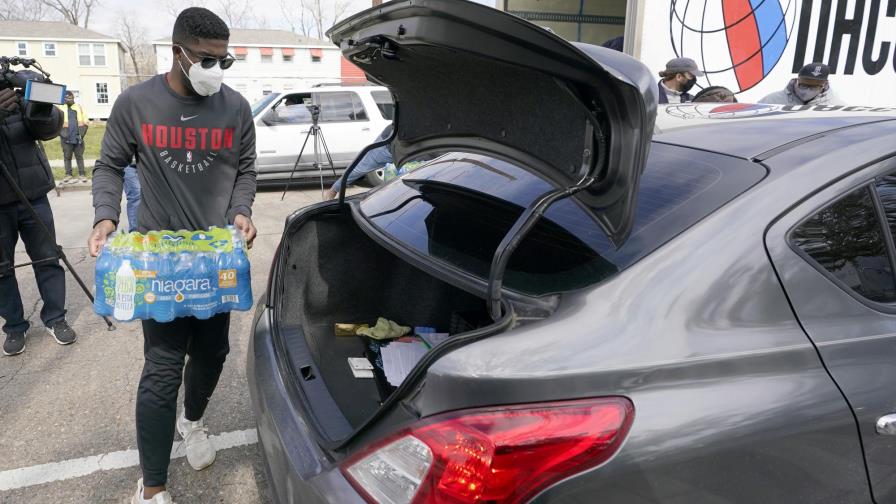 Nueva crisis en EEUU tras tormenta: falta agua en ciudades