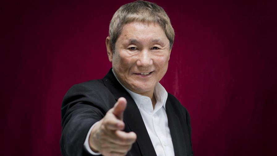 Atacan vehículo de director Kitano en Japón