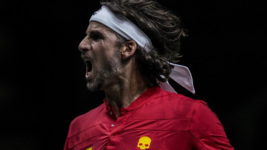 Davis: Djokovic guía a Serbia; Italia arrolla a EEUU