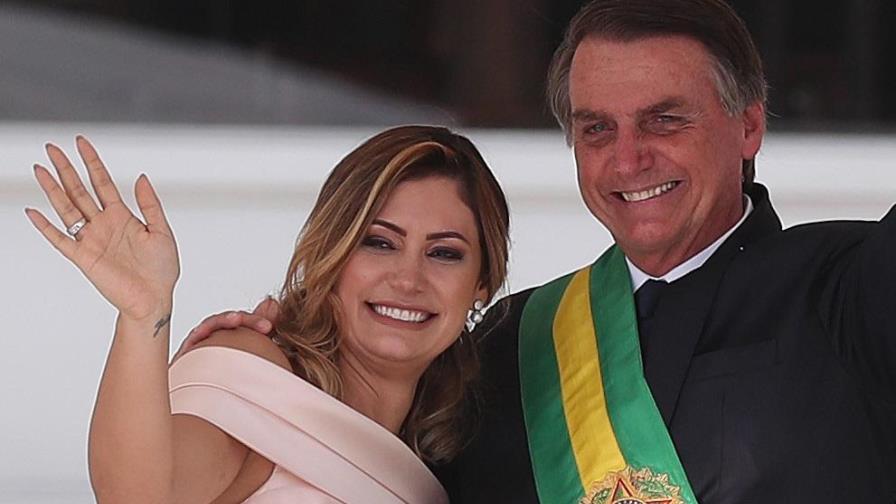 Esposa de Bolsonaro da positivo de coronavirus Esposa de Bolsonaro da positivo de coronavirus