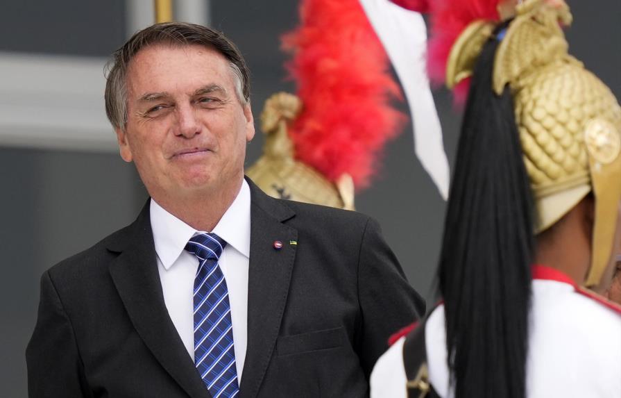 Informe recomienda acusar a Bolsonaro por respuesta a COVID