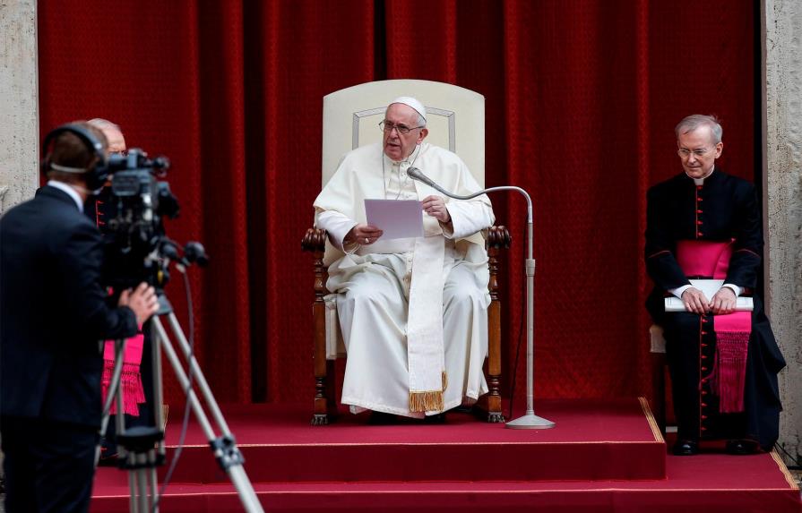 Papa Francisco: el chisme es “peor” que el coronavirus