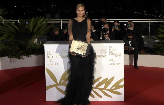 Titane de Julia Ducournau gana la Palma de Oro en Cannes