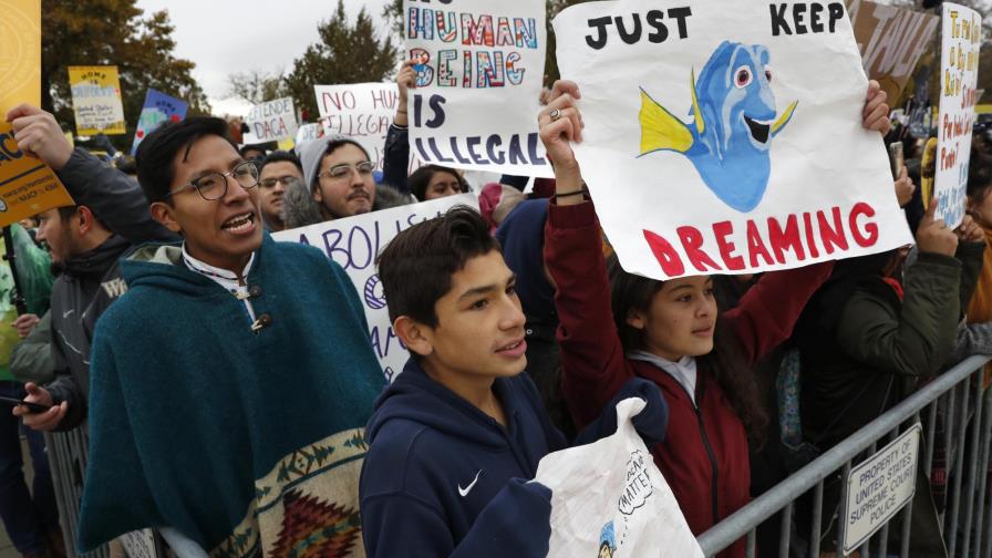 Jóvenes inmigrantes: lucha por DACA está en Congreso de EEUU Jóvenes inmigrantes: lucha por DACA está en Congreso de EEUU