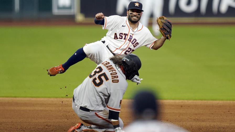 Gigantes ganan Astros 7-6 con remolcador de Crawford en 10mo Gigantes ganan Astros 7-6 con remolcador de Crawford en 10mo