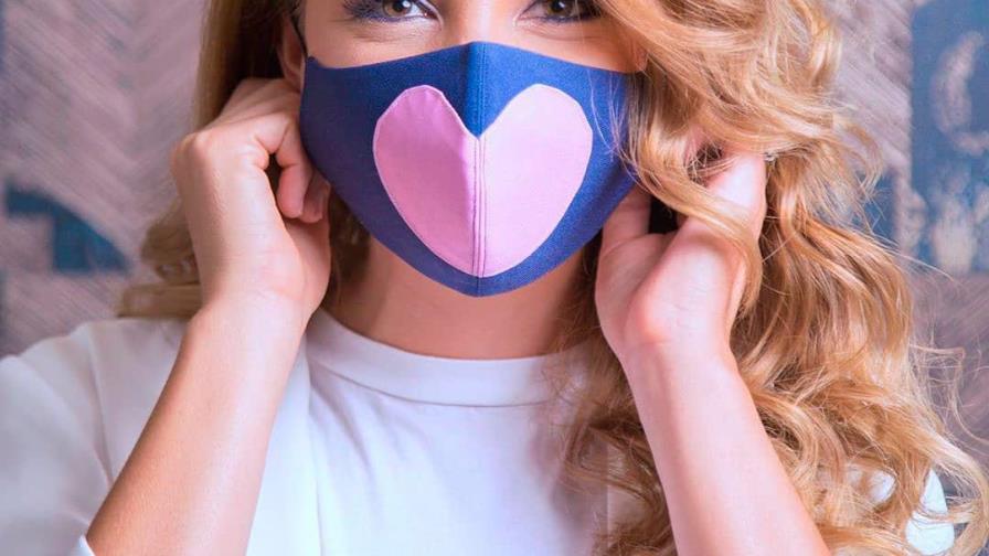 Las mascarillas Hablando con el Corazón dan esperanza a los ancianos