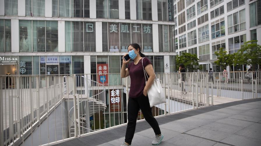 Brote en China y su capital parece estar retrocediendo