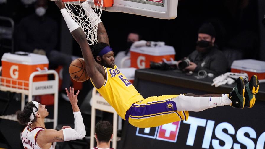 Harrell ayuda a Lakers a romper mala racha, ante Cavaliers