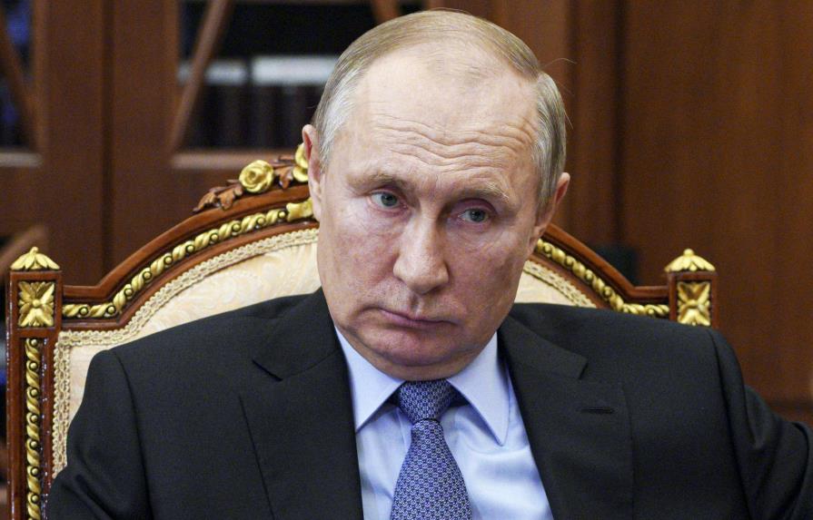 Rusia anuncia la expulsión de 10 diplomáticos de EEUU en respuesta a las sanciones de Biden