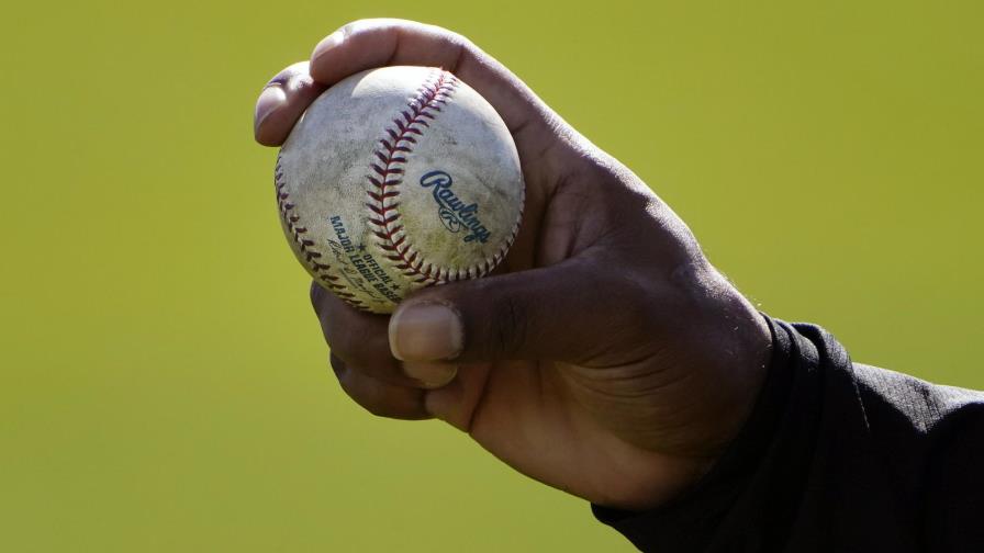 Umpires empiezan a inspeccionar a pitchers por sustancias