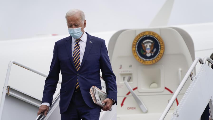 Lluvia de reveses caen sobre Biden en una sola tarde