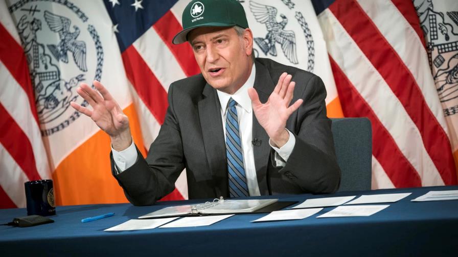 Nueva York repartirá 1,5 millones de comidas diarias a afectados por COVID-19
