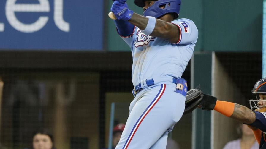 Cubano García pega grand slam por Texas, que vence a Astros Cubano García pega grand slam por Texas, que vence a Astros