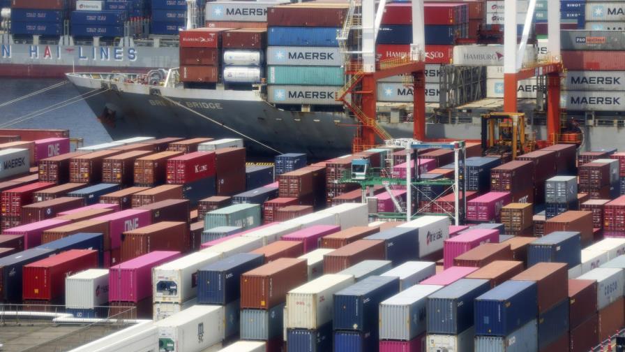 La economía de Japón se contrae a una tasa récord La economía de Japón se contrae a una tasa récord