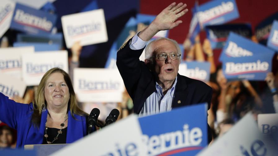 Comentarios de MSNBC agudizan distanciamiento con Sanders
