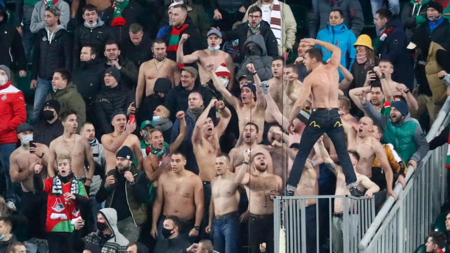 Rusia quiere mantener público en estadios pese a pandemia Rusia quiere mantener público en estadios pese a pandemia