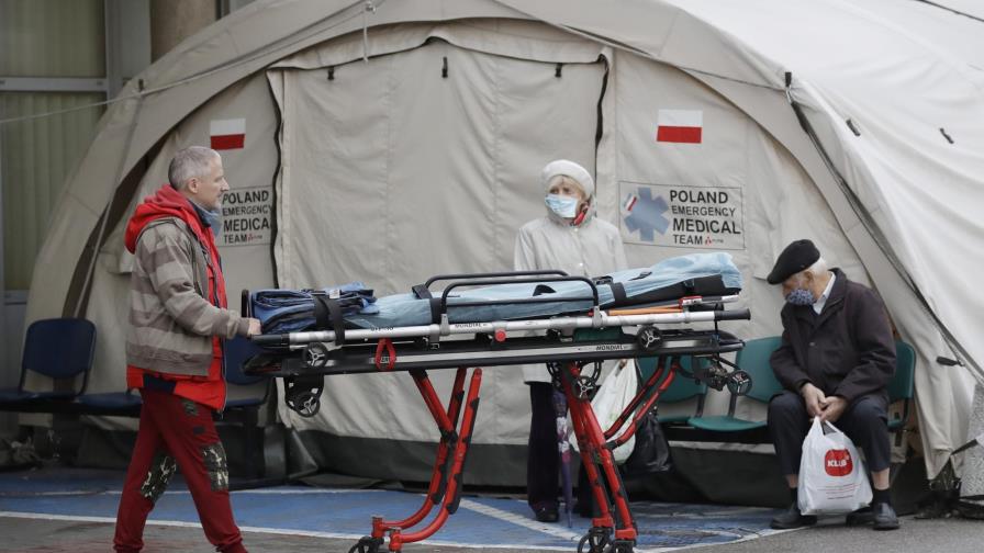 Polonia registra 445 muertes por coronavirus en un día