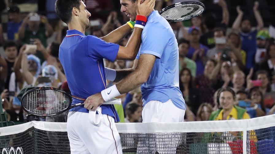 Del Potro tiene 2da cirugía de rodilla en menos de un año
