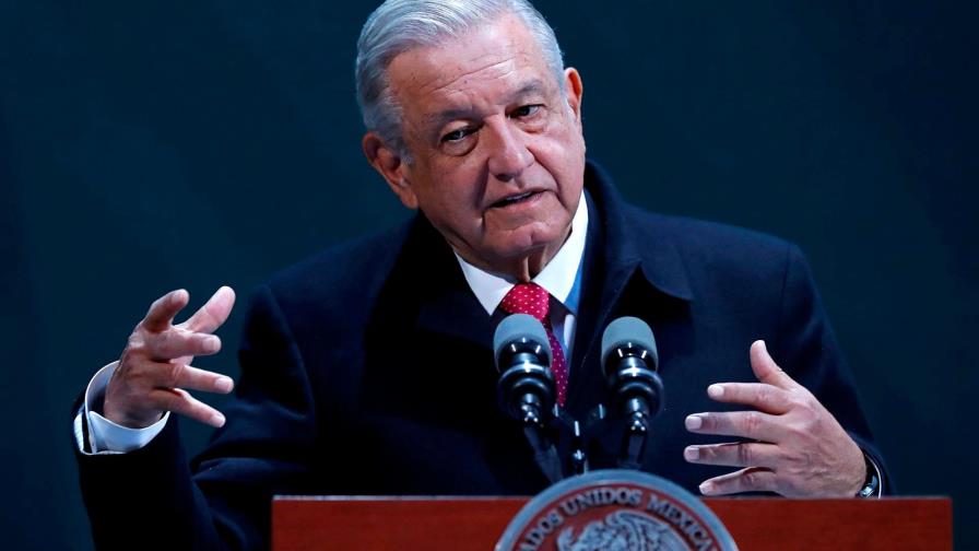 Presidente de México anuncia tercera dosis contra COVID-19