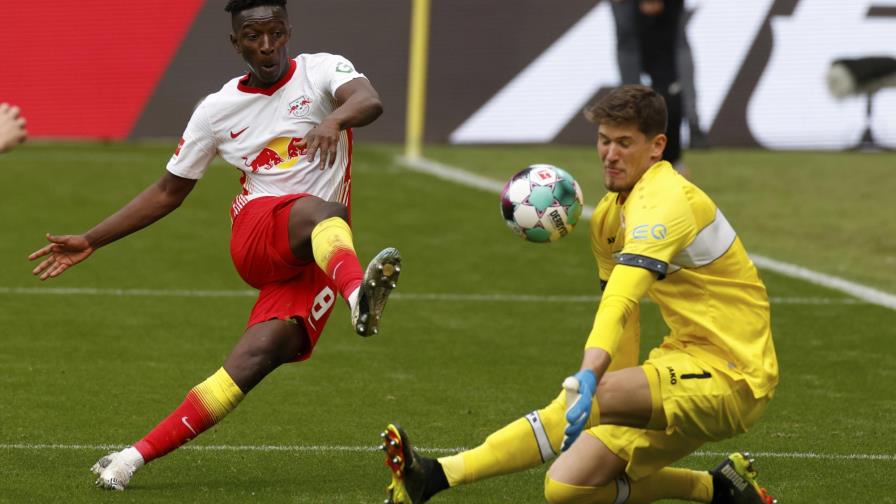 Leipzig retrasa la coronación del Bayern