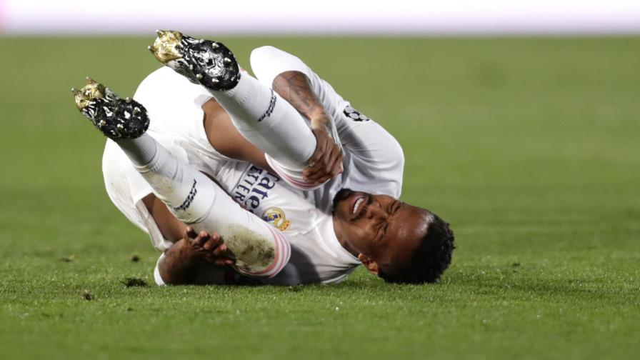 Brasil sufre bajas de zagueros Militão y Caio