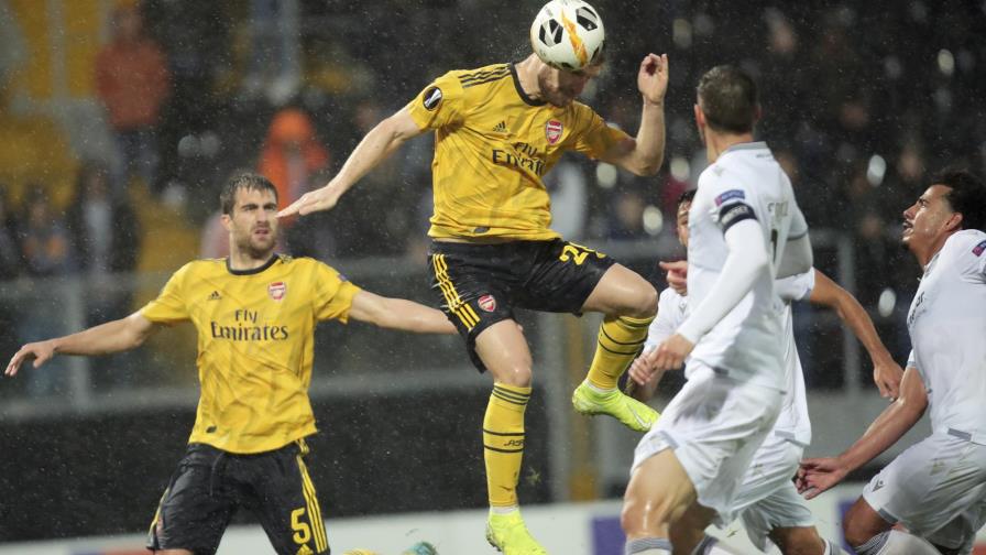 Liga Europa: Arsenal se deja empatar por Vitoria al final Liga Europa: Arsenal se deja empatar por Vitoria al final