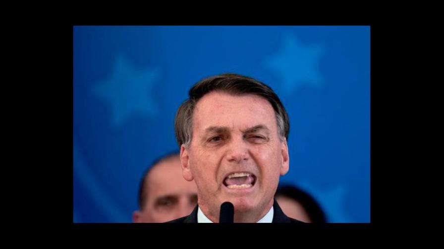Bolsonaro atribuye a “infiltrados” la agresión contra periodistas en protesta