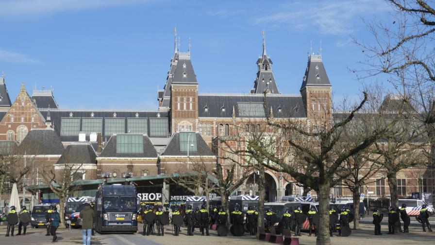 Holanda extiende duras medidas de confinamiento por COVID