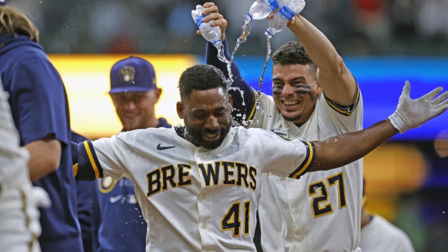 Hit de Bradley en la décima da triunfo a Cerveceros; Tatis se fue de 3-2