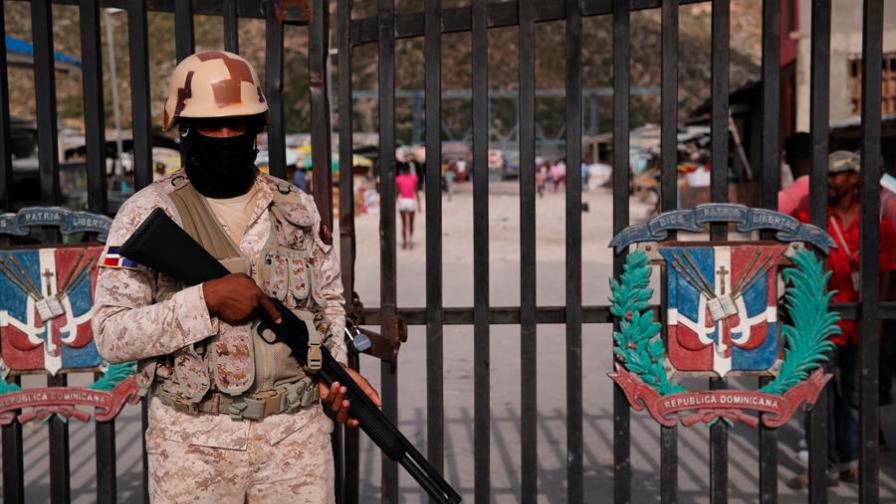 República Dominicana repatría a ocho trabajadores de su embajada en Haití