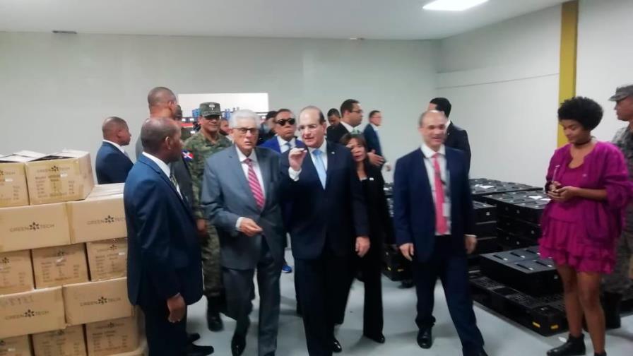 La Junta Central Electoral no ha recibido denuncia formal sobre uso ilícito de  recursos en campaña
Castaños Guzmán advierte sobre uso ilícito de recursos  por parte de  precandidatos