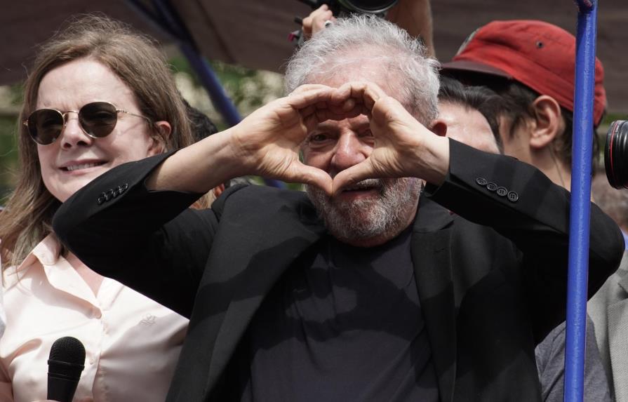 Papa recibe a expresidente brasileño Lula en el Vaticano