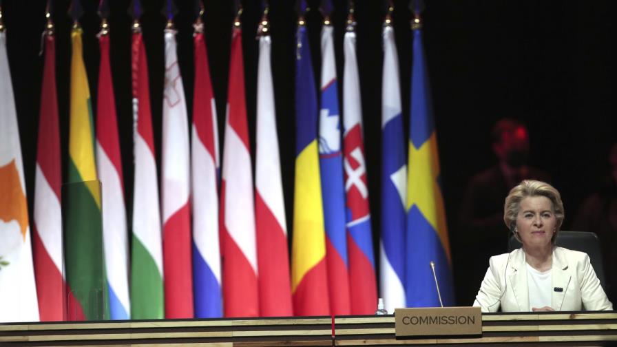 Agencia europea estudia necesidad de 3ra dosis de vacuna
