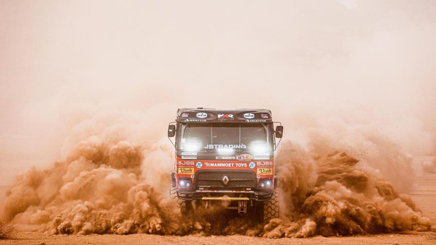 El saudí Al-Rajhi gana etapa en autos y Peterhansel controla la carrera El saudí Al-Rajhi gana etapa en autos y Peterhansel controla la carrera