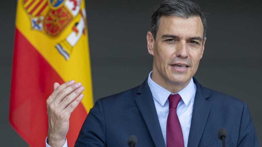 Presidente del gobierno español reorganiza su gabinete