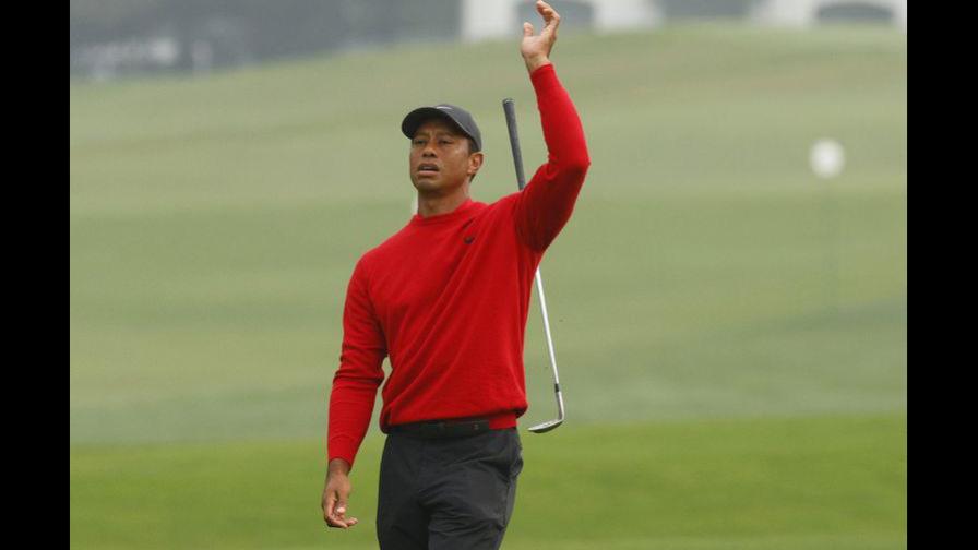 Tiger Woods, conmovido por los gestos de apoyo de sus compañeros de golf Tiger Woods, conmovido por los gestos de apoyo de sus compañeros de golf