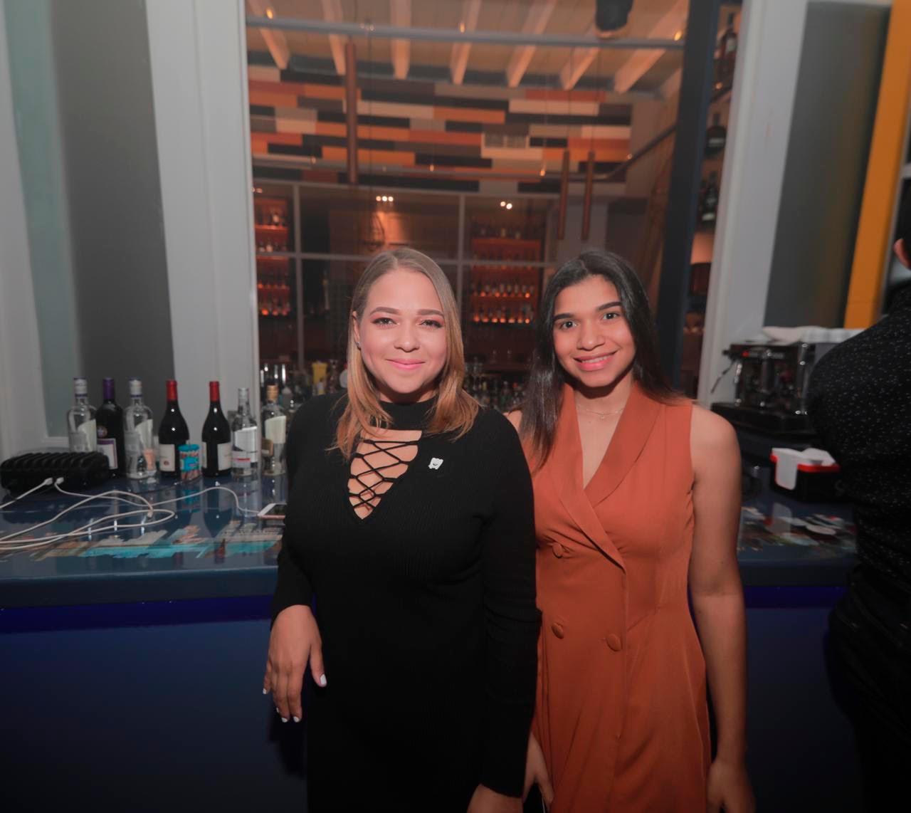 Rafaelina García y Wanda Blanco.