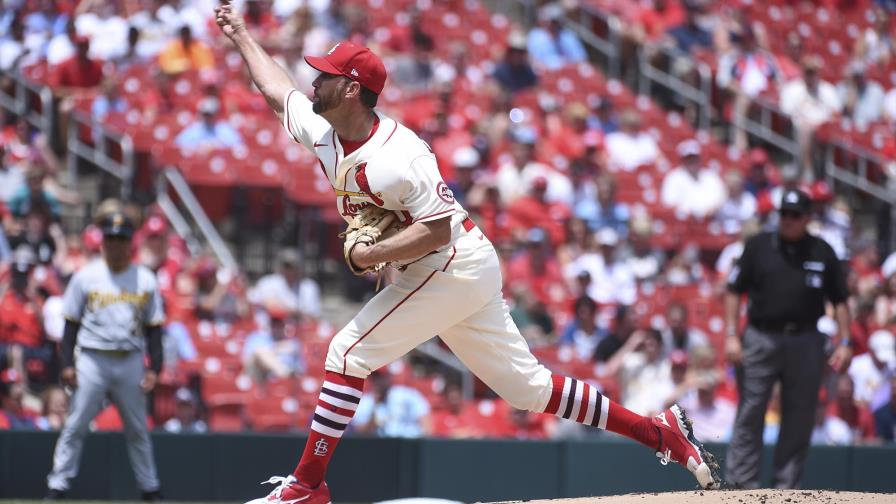 Wainwright lanza pelota de 7 entradas y Cardenales ganan