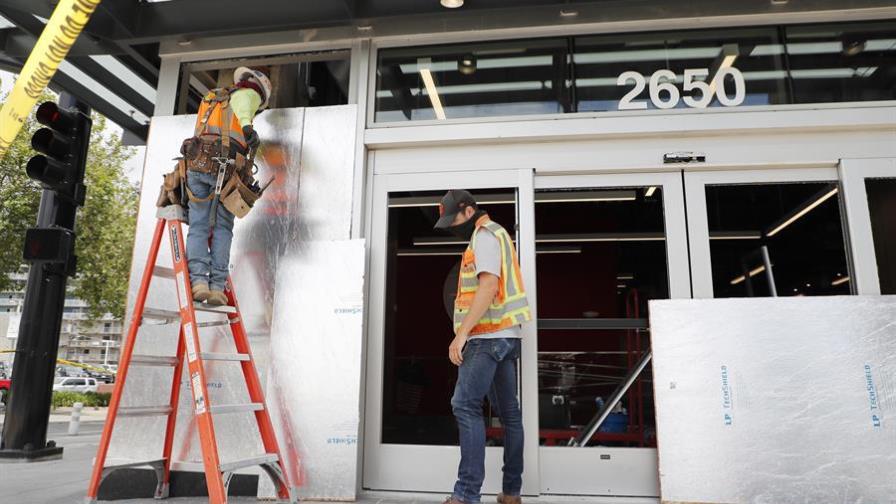 Canadá generó 290,000 empleos en mayo pero el desempleo aumentó al 13.7 % Canadá generó 290,000 empleos en mayo pero el desempleo aumentó al 13.7 %