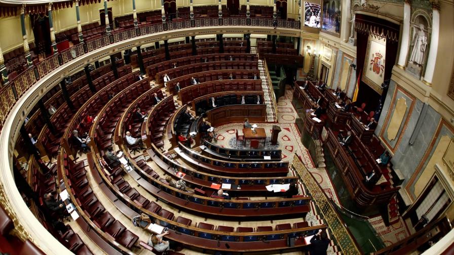 Parlamento español aprueba extender estado de alarma Parlamento español aprueba extender estado de alarma