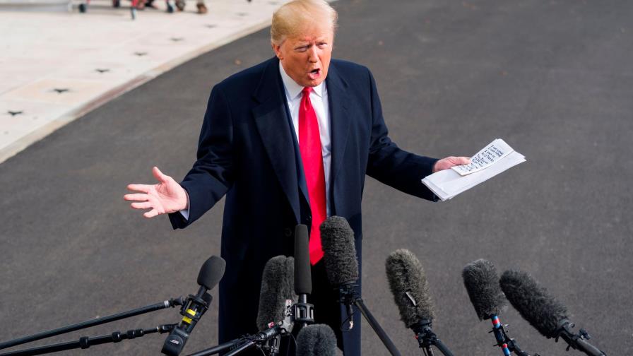 Trump sopesa eximir a Apple de aranceles y dice que China no da la talla Trump sopesa eximir a Apple de aranceles y dice que China no da la talla