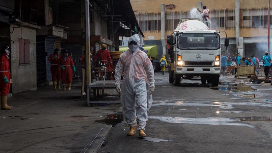 Maduro y Guaidó llegan a acuerdo para buscar recursos contra pandemia de COVID-19