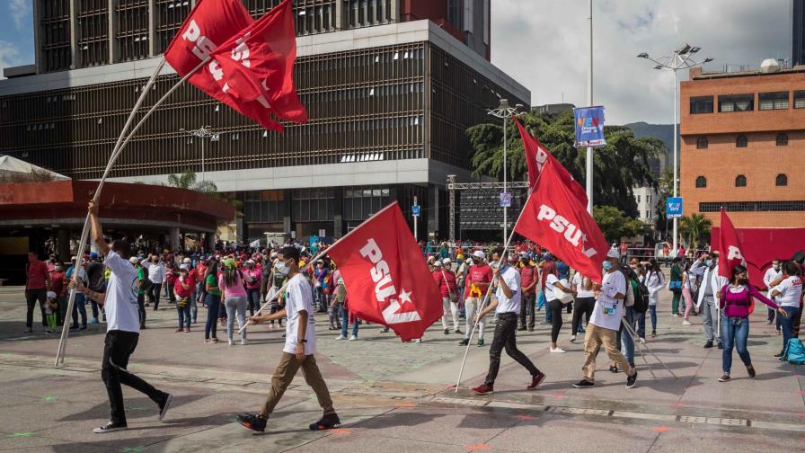 Venezuela inicia la campaña electoral desafiando al COVID-19 y a la oposición