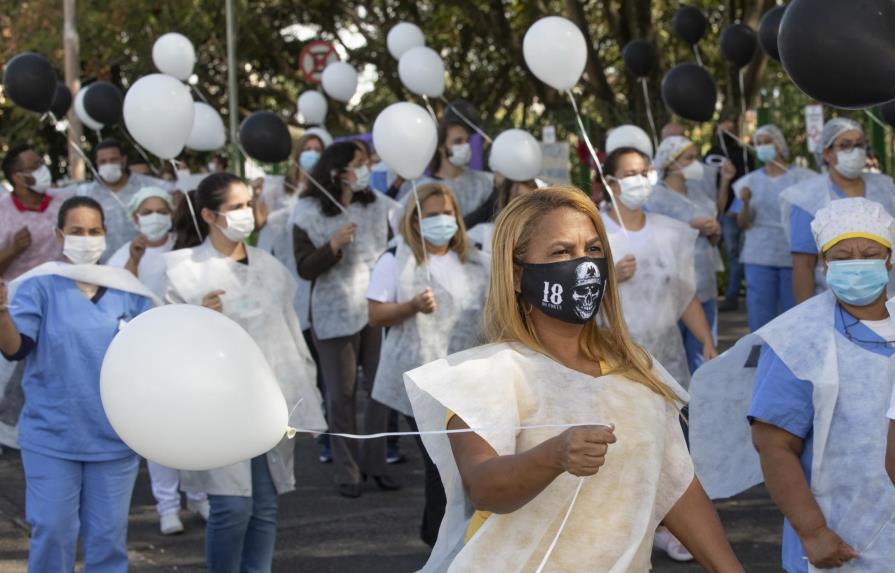 Brasil: Ciudades imponen cuarentenas al subir casos de virus