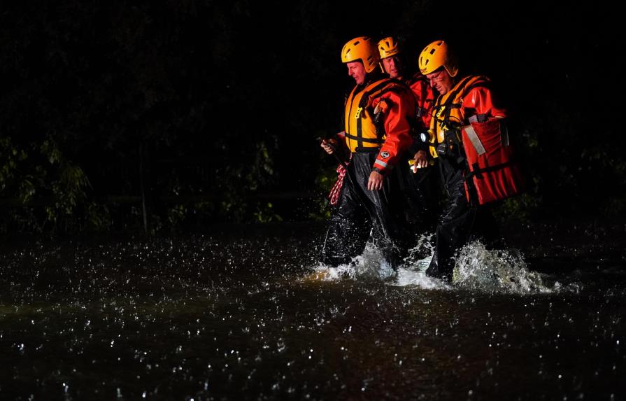 EEUU: Evacúan a miles tras lluvias provocadas por Ida