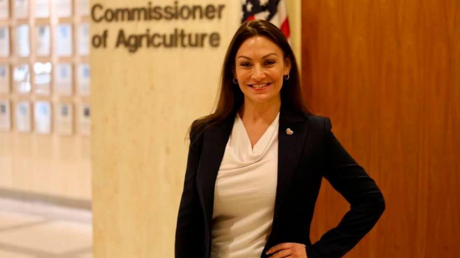 Denuncian freno de Florida a exreos inmigrantes para restaurar su estatus