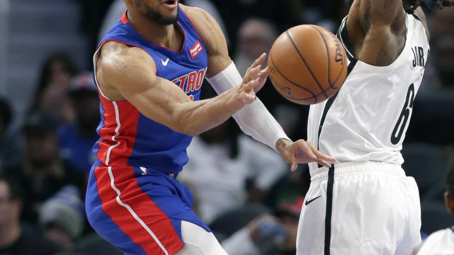 Drummond y Brown conducen a Pistons a victoria ante Nets