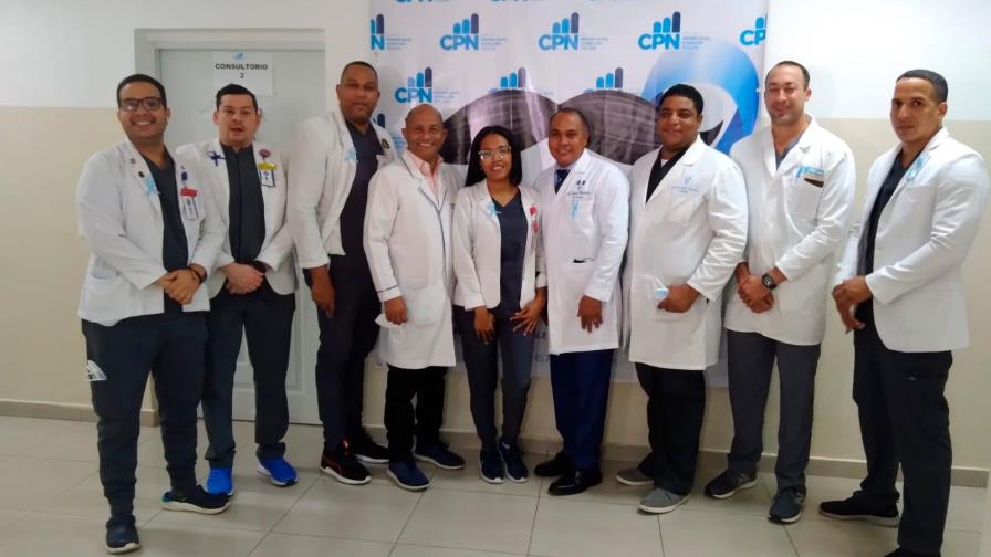 Urólogo: hombres se están haciendo más exámenes de próstata que antes