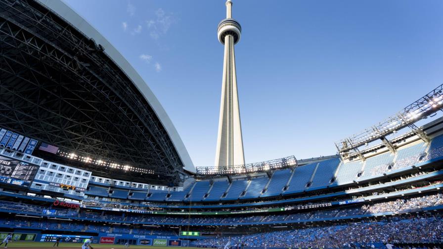 Azulejos vuelven a Toronto y se imponen a Reales Azulejos vuelven a Toronto y se imponen a Reales