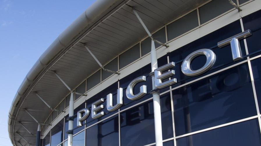 Fiat Chrysler y Peugeot anunciarán fusión el miércoles Fiat Chrysler y Peugeot anunciarán fusión el miércoles